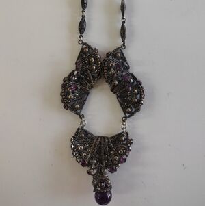 Elegant Art Deco Silver and Purple Amethyst Necklace